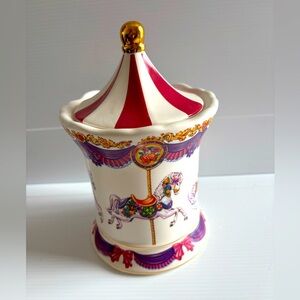 Teleflora Carousel Music Box Jar
